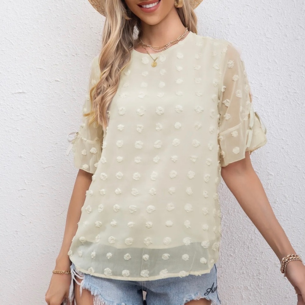 NWOT Swiss polka dot lace up sleeve women’s ladies blouse top size small beige